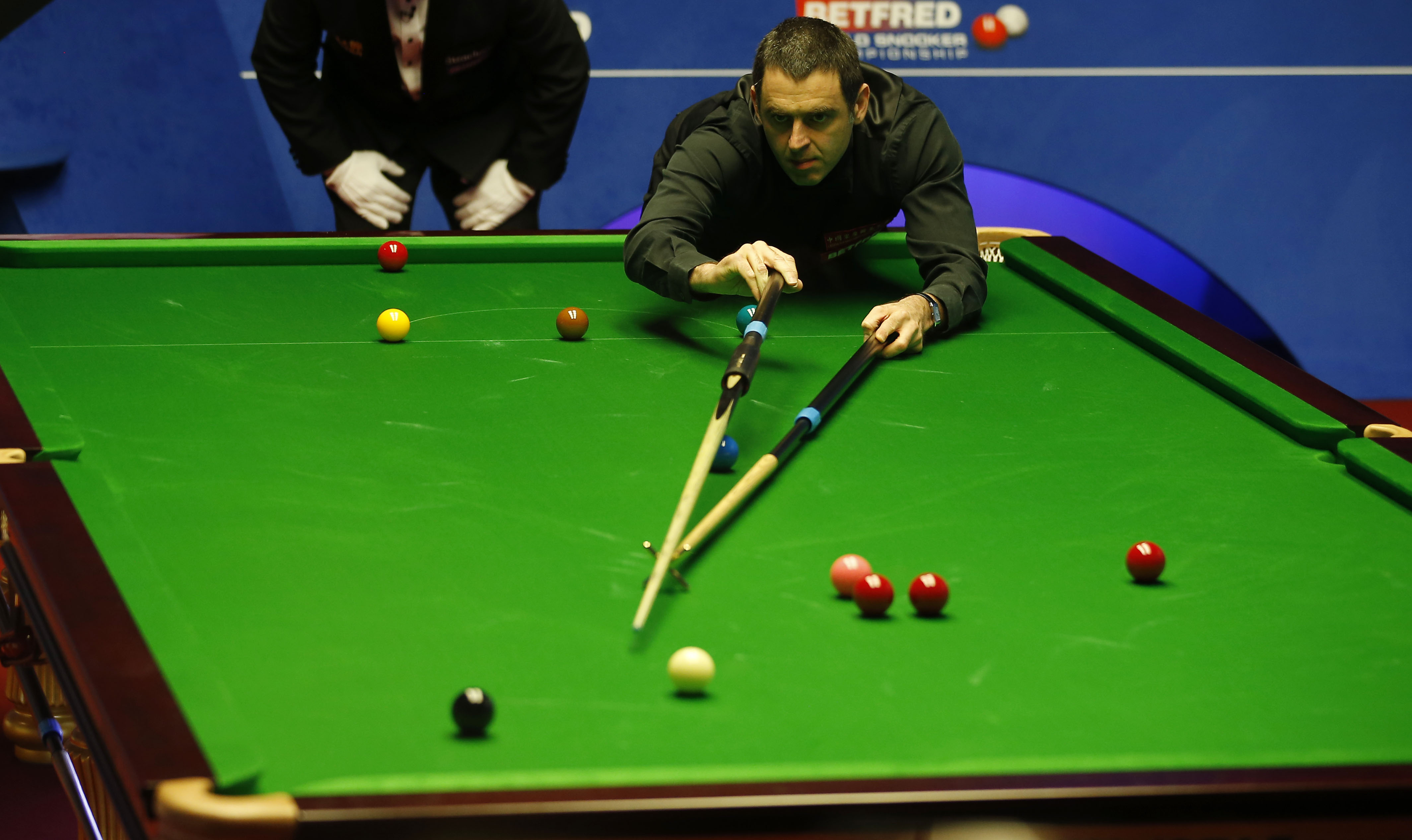 术角球拉开 术角球拉开